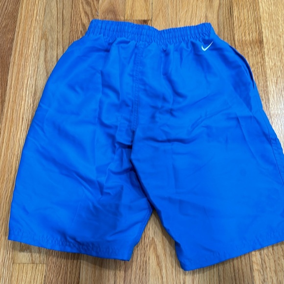 Nike boys size large swim trunks blue - Picture 4 of 4